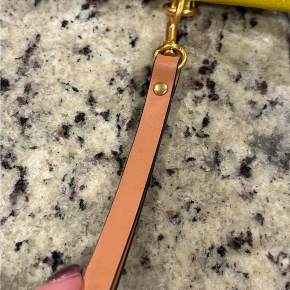 Tory Burch Perry Bombe Wristlet Yellow/Green Small mark on green pocket color - Picture 7 of 8